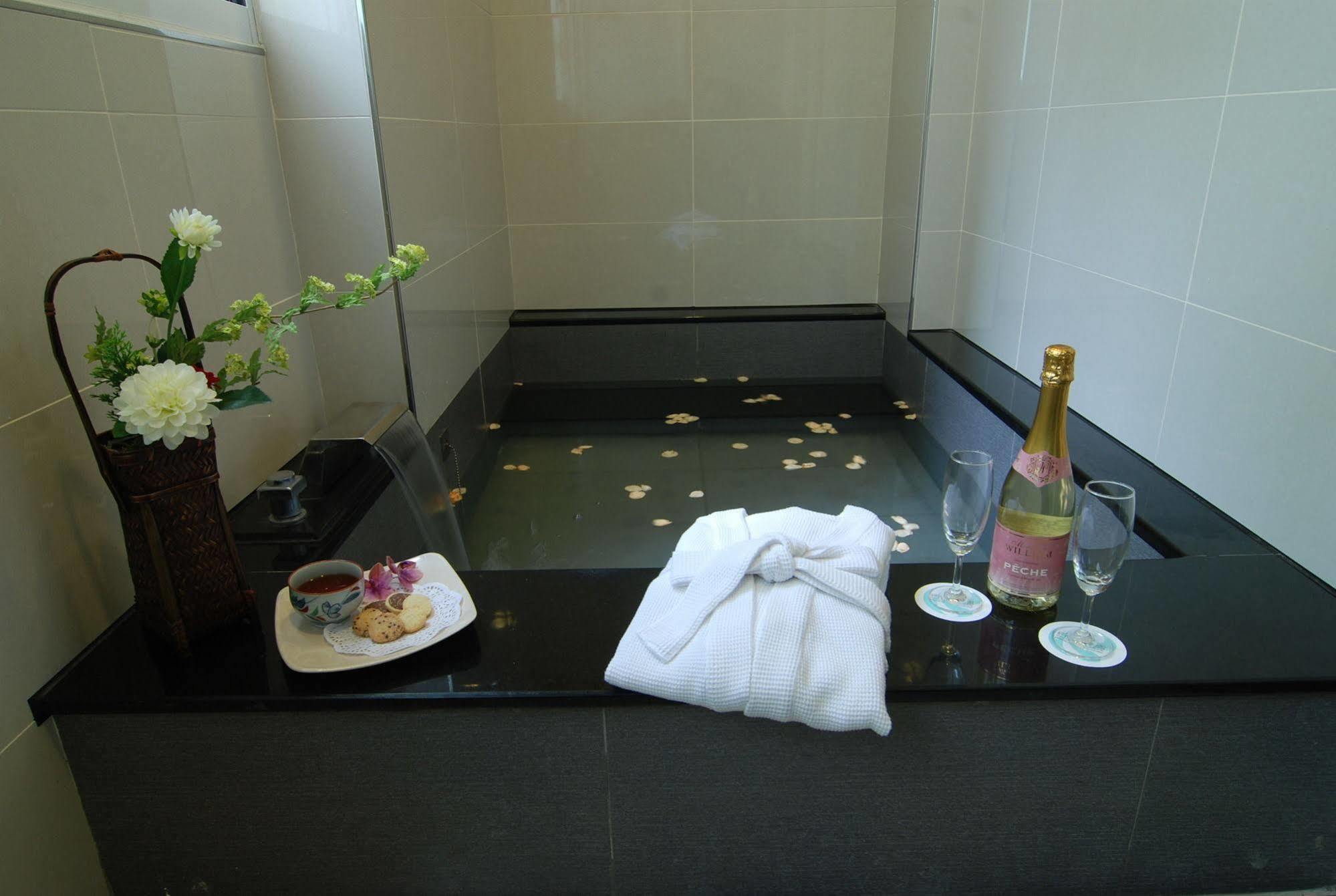New Taipei Hot Spring Hotel Xindian Exterior photo
